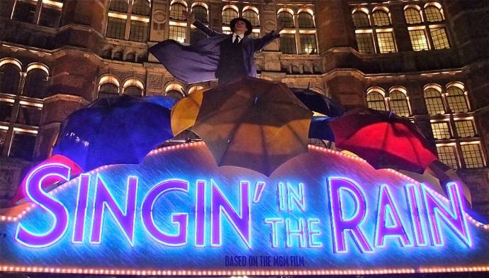 Singin' in the Rain West End London Neon Sign